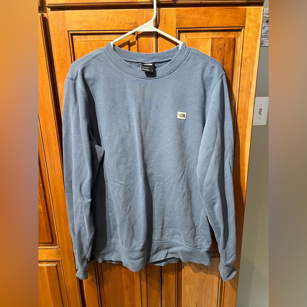 Men’s north face crewneck